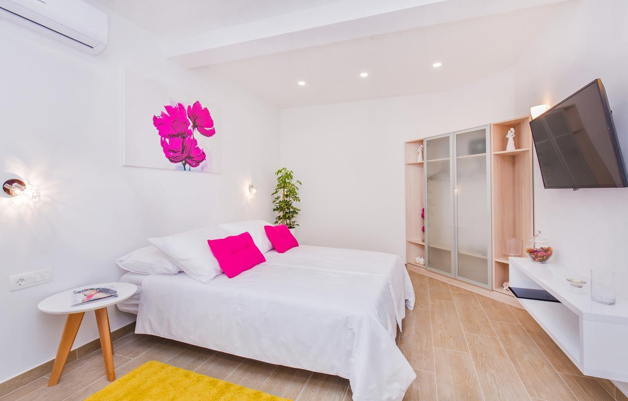 מליני Boutique Flamingo B&B מראה חיצוני תמונה