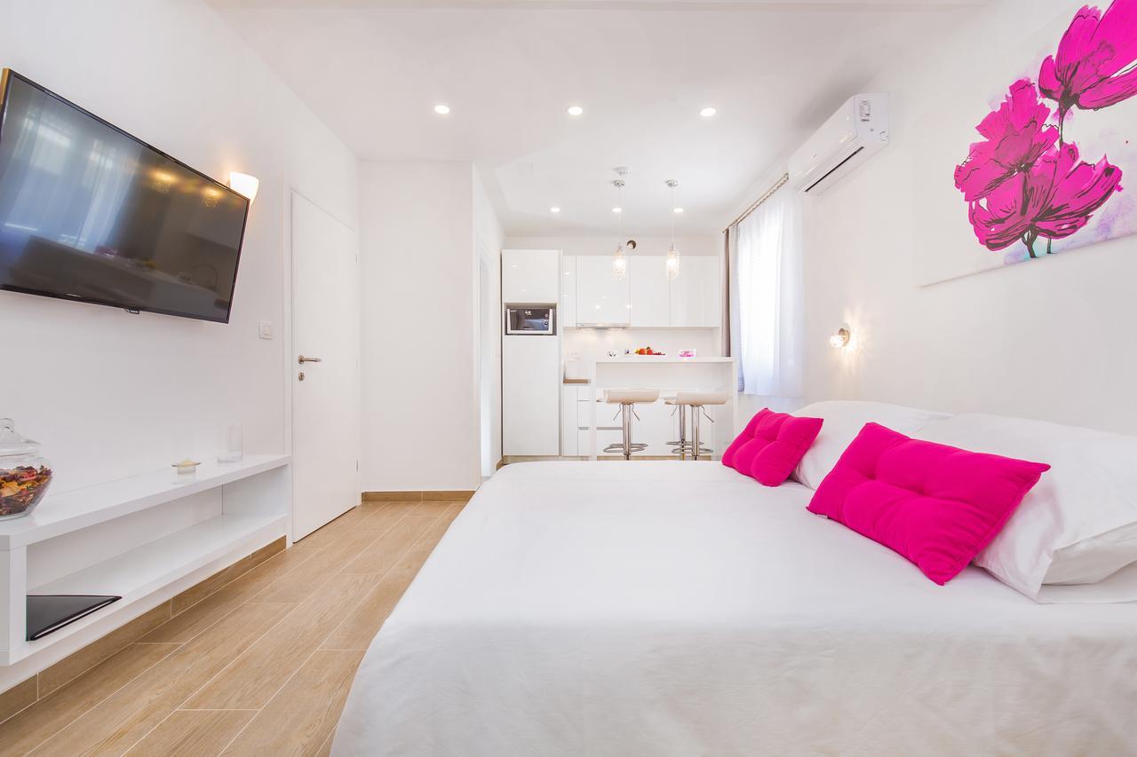 מליני Boutique Flamingo B&B מראה חיצוני תמונה